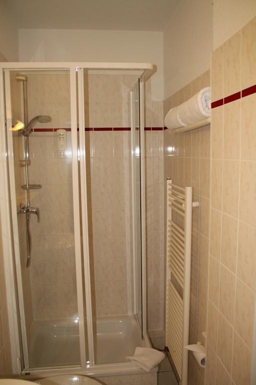 Hotel Am Rugard Bergen Auf Rugen Room photo